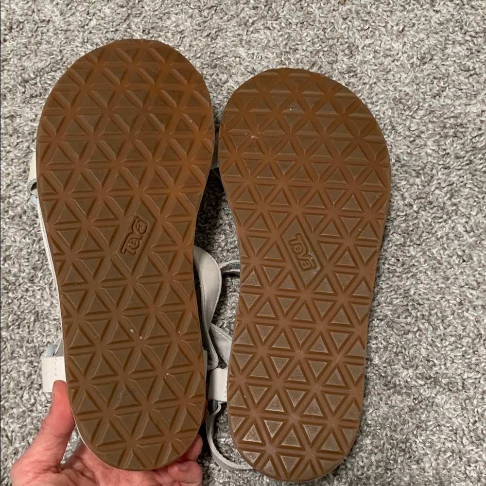 Teva Midform Gray White Sandals Size 10 - Picture 8 of 9